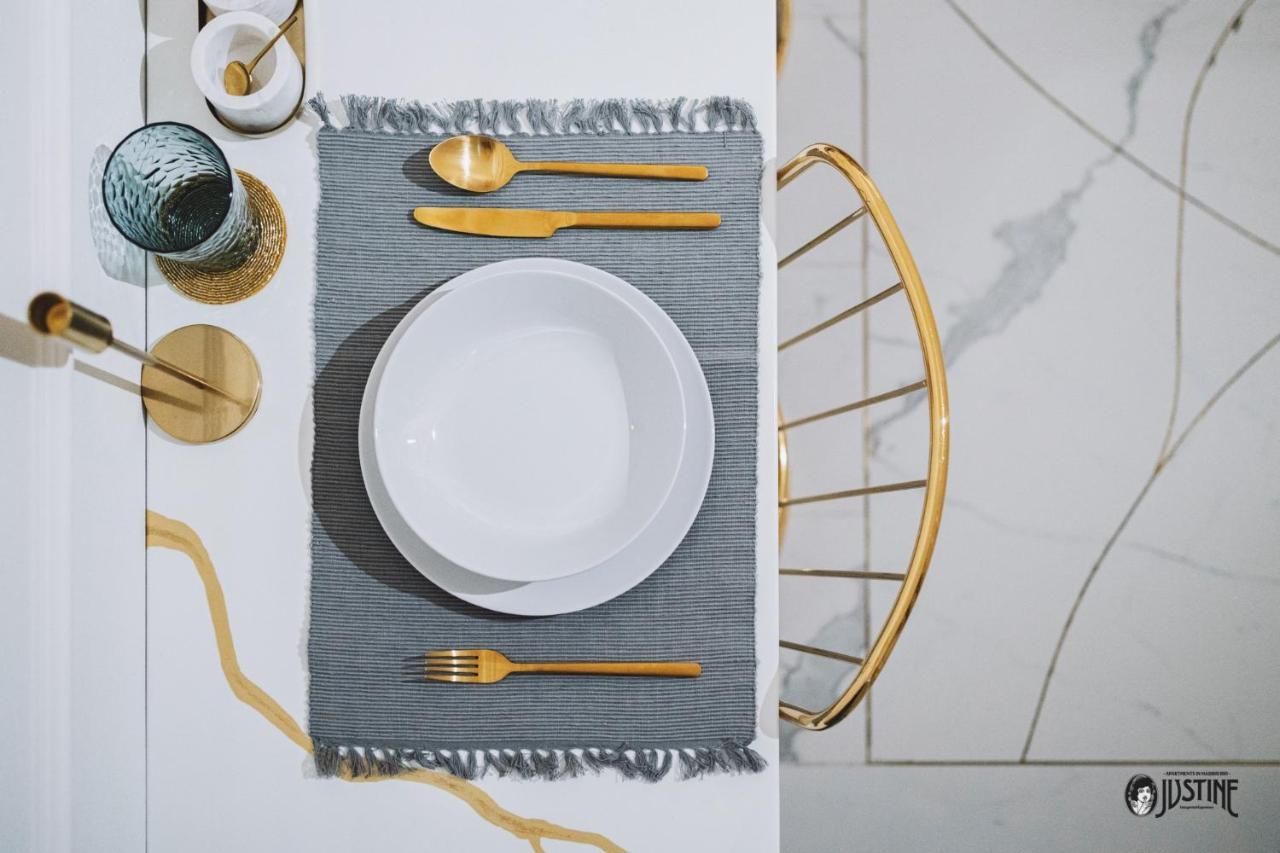 Suite Kintsugi By Justine Apartments Apartamento Turistico En Madrid Rio ภายนอก รูปภาพ